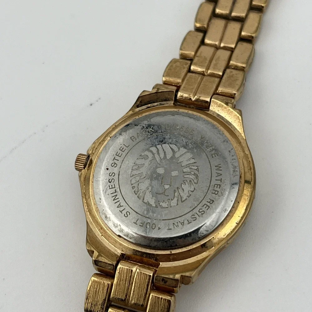 Anne Klein see pictures